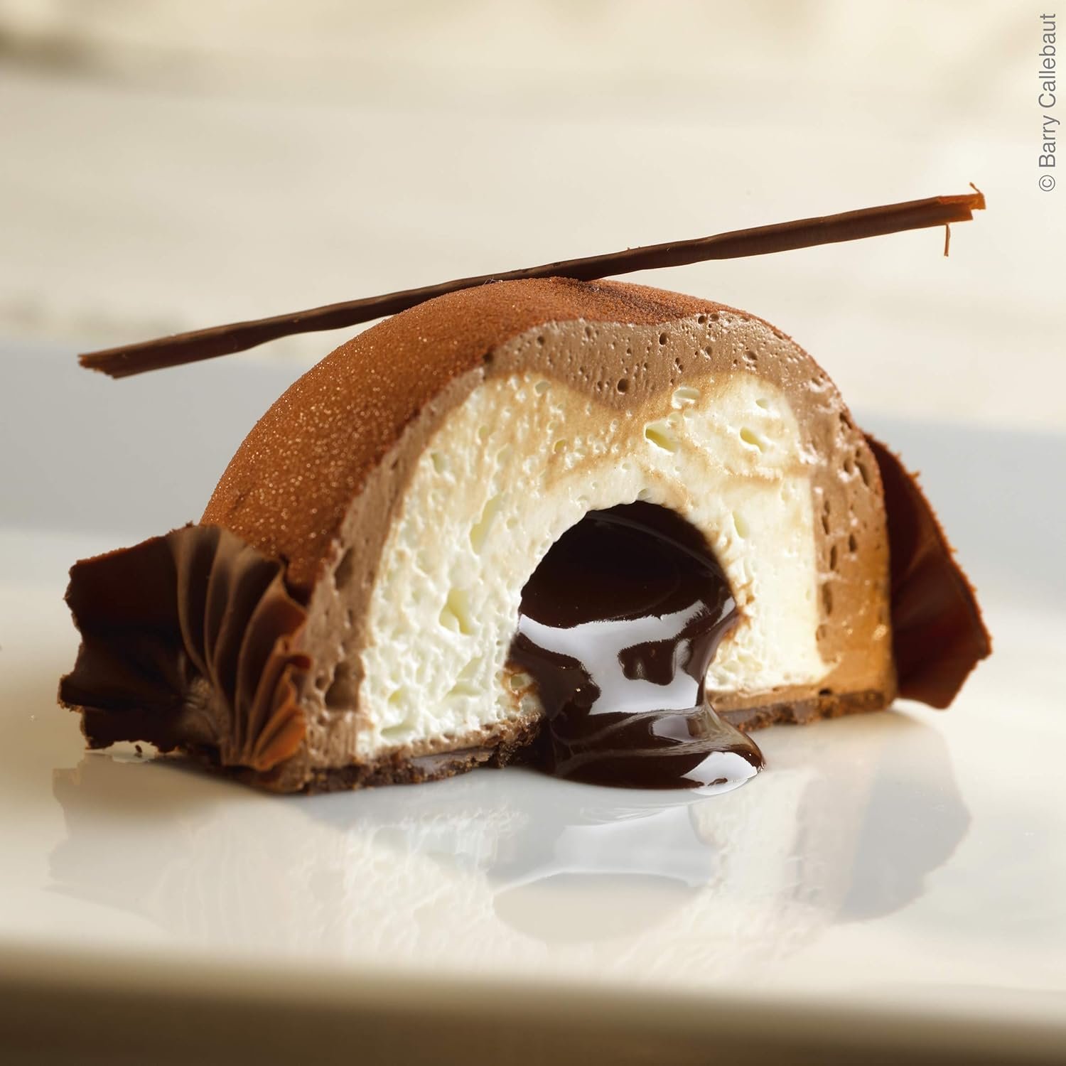 1kg Kuvertüre Zartbitter | 54,5% Kakao für feine Schokoladenkreationen | CALLEBAUT