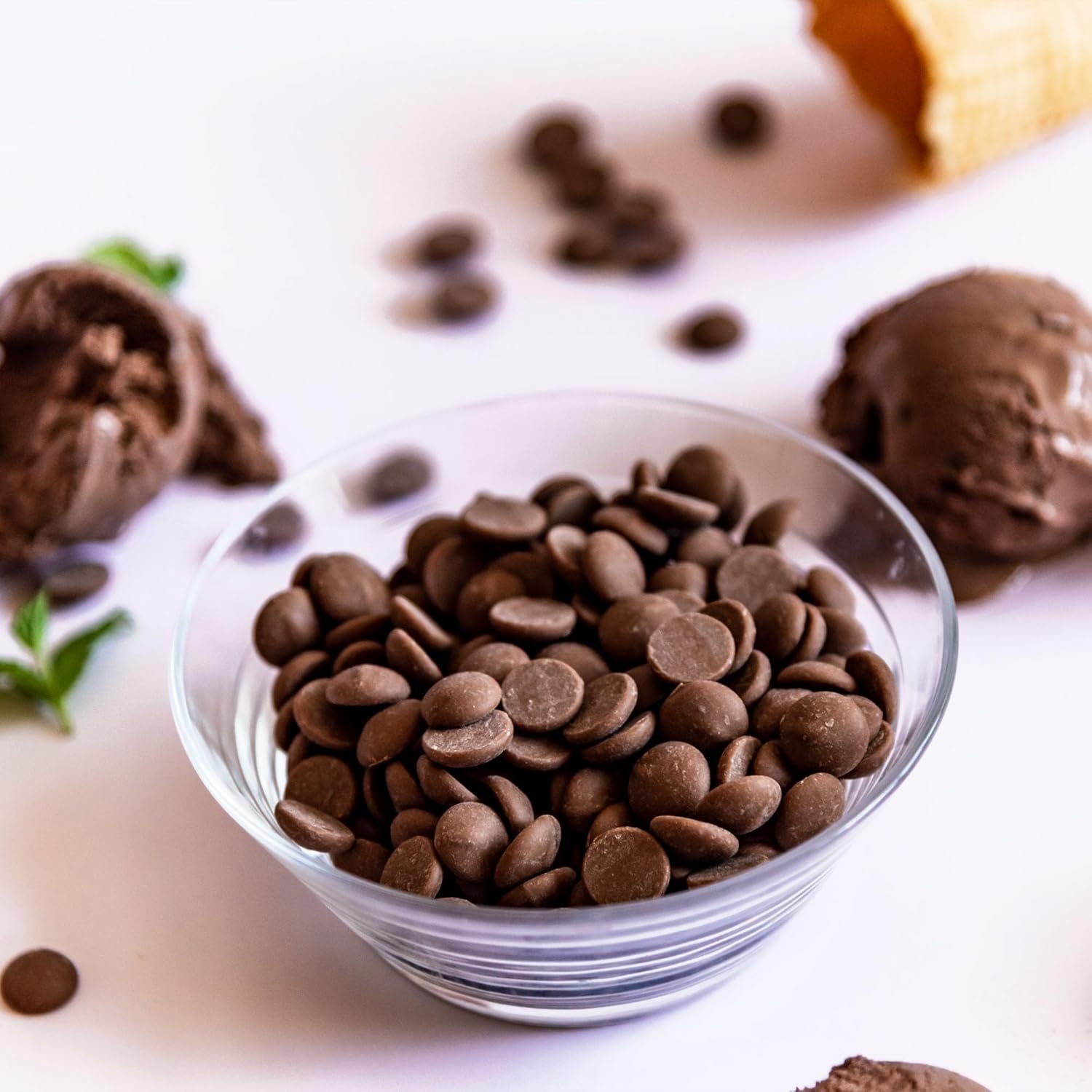 500g Milchschokolade Drops zum Backen & Schmelzen | BAM