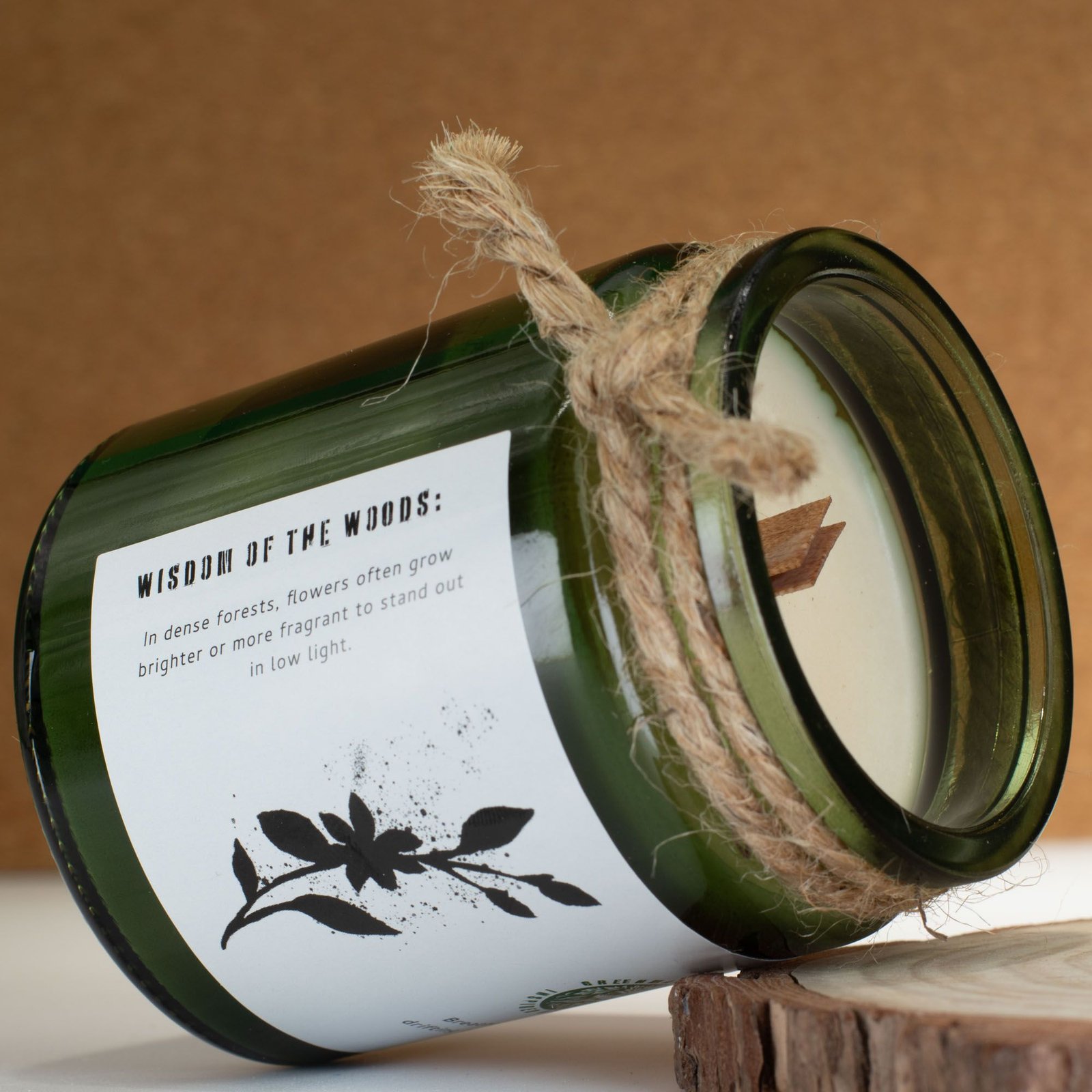 Sojawachs Duftkerze Jasmine Glade – Greenman Woodwick Kerze mit Holzdocht – 9x7 cm – 26h Brenndauer