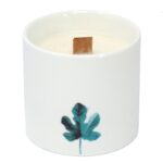 Botanische Duftkerzen im Set Marsh Violet – Sojawachs Kerzen im Keramikglas mit Holzdocht, Aromatherapie Duftkerzen Set – 8 x 7.5 cm – Honigbee Botanische Duftkerzen im Set Marsh Violet – Sojawachs Kerzen im Keramikglas mit Holzdocht, Aromatherapie Duftkerzen Set – 8 x 7.5 cm