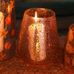Glas Kerzenhalter Floral Groß – Dekorativer Windlichthalter aus recyceltem Glas, 15 x 12 cm – Honigbee Glas Kerzenhalter Floral Groß – Dekorativer Windlichthalter aus recyceltem Glas, 15 x 12 cm