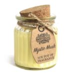 Mystic Musk Duftkerze im Glas – Sojawachs Kerze mit Korkdeckel und warmem Duft, 7.5×5.5×5.5 cm, 0.20 kg – Honigbee Mystic Musk Duftkerze im Glas – Sojawachs Kerze mit Korkdeckel und warmem Duft, 7.5×5.5×5.5 cm, 0.20 kg