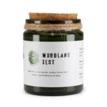 Sojawachs Duftkerze Woodland Zest – Woodwick Kerze im Glas mit Holzdocht 9 x 7 cm