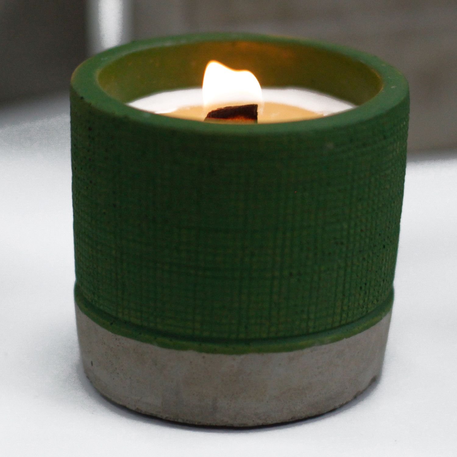 Beton Sojawachs Kerze Grün – Duftkerze mit Wooden Wick, Sea Moss & Kräuter, 7.5×7.5 cm, 0.3 kg