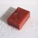 Tonerde Seife Orange & Ingwer Orange 145g – Peelingseife mit Kaffee und Tonerde – Honigbee Tonerde Seife Orange & Ingwer Orange 145g – Peelingseife mit Kaffee und Tonerde