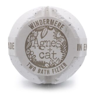 Badebombe Windermere Weiß Grau 210g – Handgemachte Badebombe mit Sanftem Duft