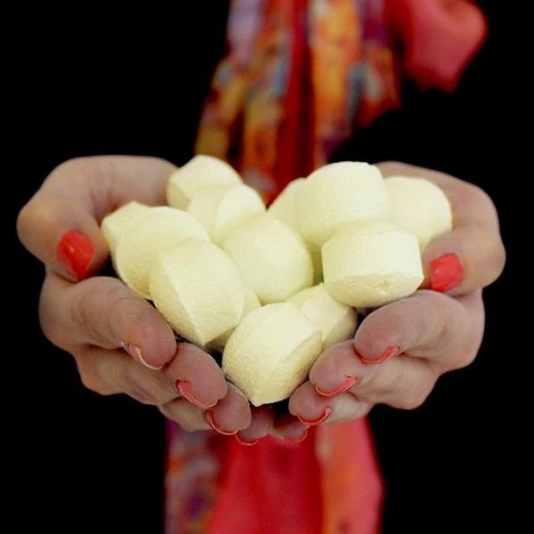 Vanille Cupcake Badeperlen 1300g Badefizzer Geschenkbox Süßer Vanille Duft Wellness Badezusatz