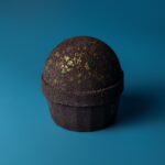 Dubai Badebombe Emerald Oudh Truffle 220g Luxus Badekugel mit Sheabutter