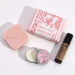 Agnes + Cat Wellness Geschenkset Bloom & Bliss Rosa – Spa Geschenkbox