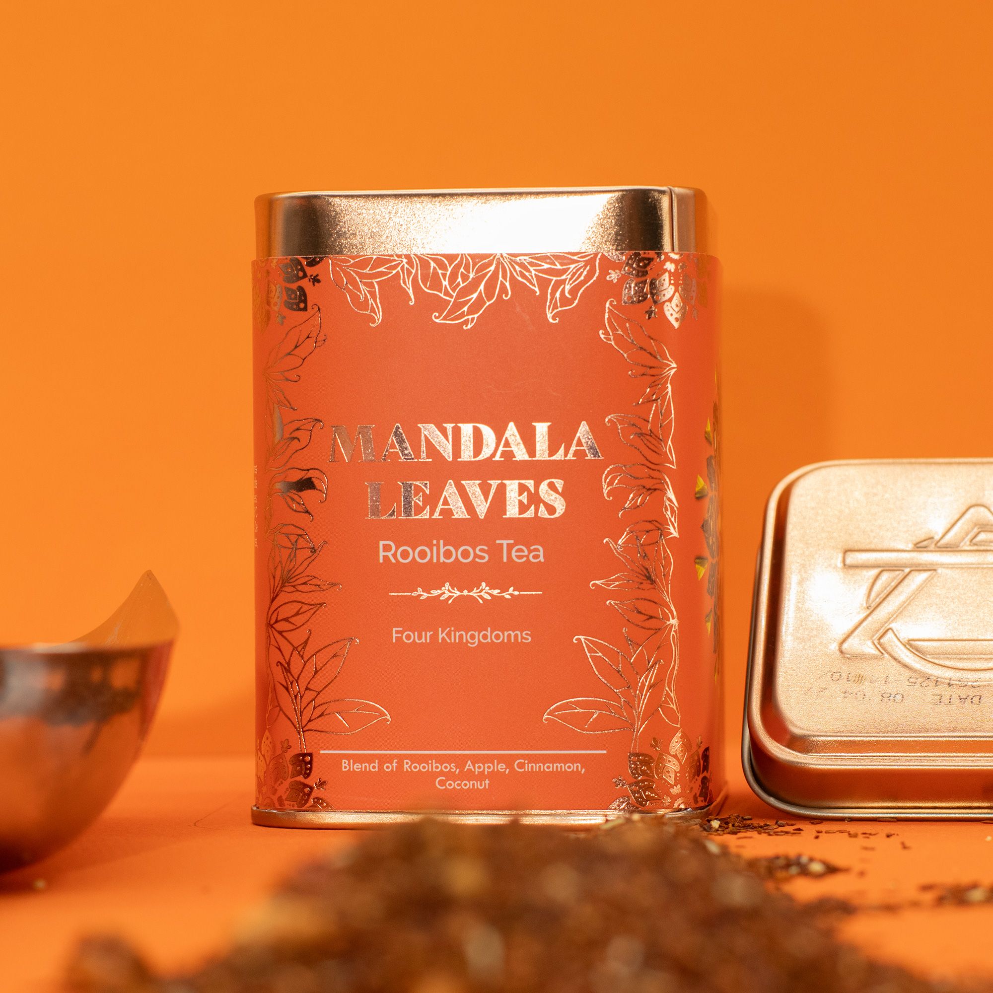 Bio Rooibos Tee 50 g in Teedose – Loser Rooibostee mit Apfel, Zimt & Kokos