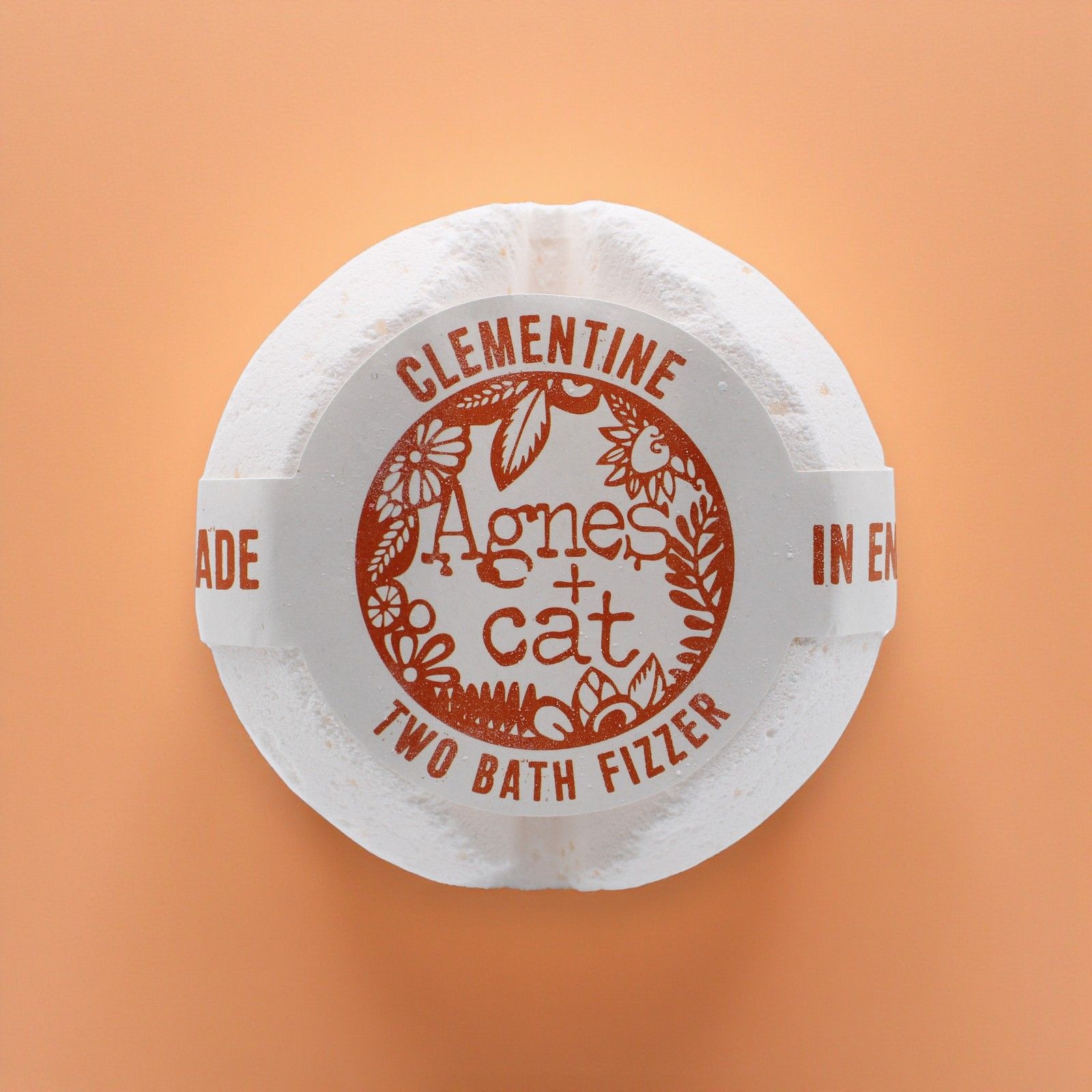 Badebombe Clementine Weiß Orange 210g – Handgemachte Badebombe mit Zitrusduft