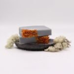 Handgemachte Seife Meersalz & Moos 100 g Naturseife – Honigbee Handgemachte Seife Meersalz & Moos 100 g Naturseife