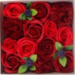 Seifenblumen Geschenkbox Rote Rosen Quadrat – Romantisches Duftseifen Geschenk