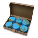 Blumen Badebombe Dream in Blue 200 g mit Kamille & Muskatellersalbei – Honigbee Blumen Badebombe Dream in Blue 200 g mit Kamille & Muskatellersalbei