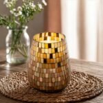 Große Mosaik Duftkerze im Glas Amber 150 Stunden Brenndauer – Honigbee Große Mosaik Duftkerze im Glas Amber 150 Stunden Brenndauer