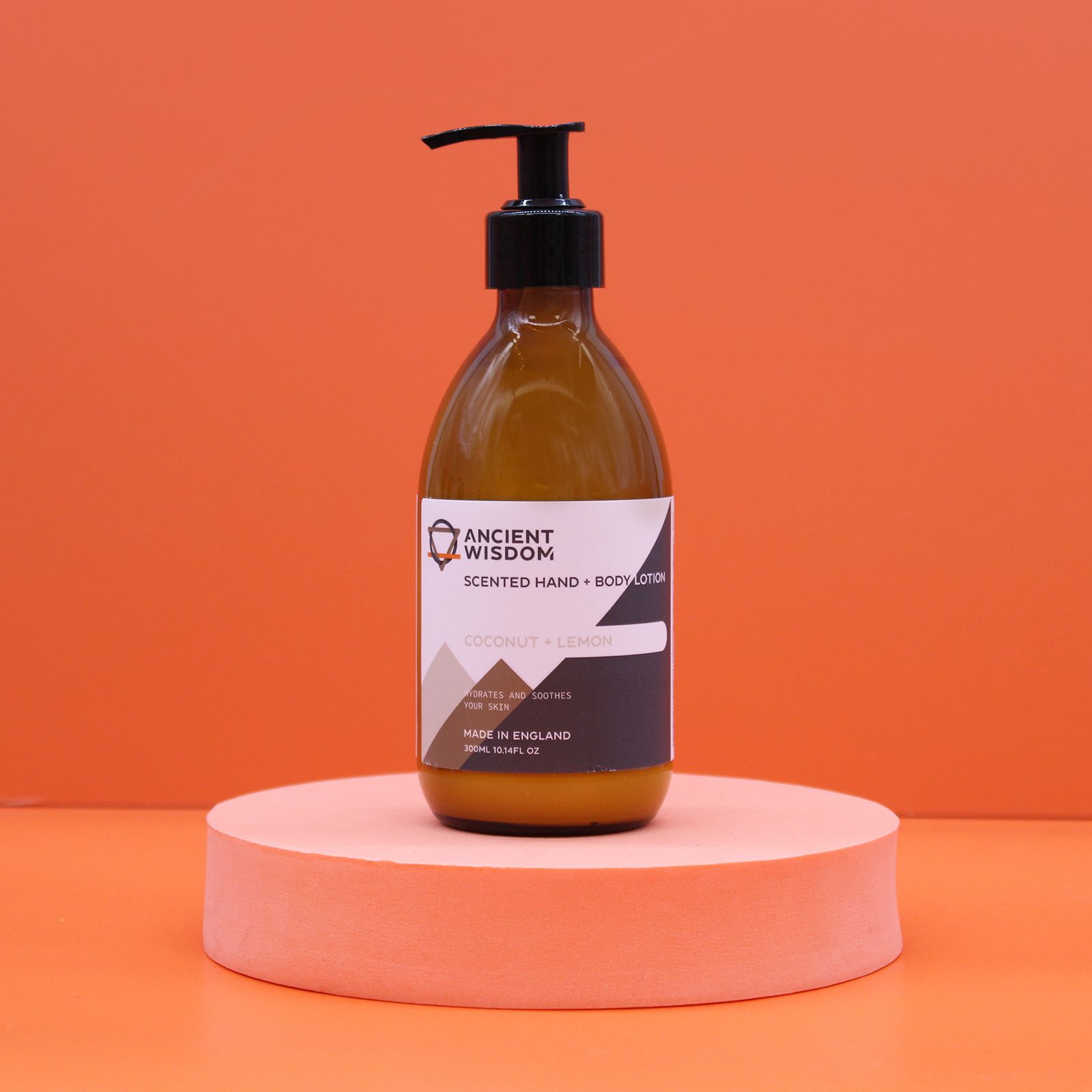 bG9jYWw6Ly9tZWRpYS8xUy84Qy82MFIzMEMxRzZSVDM4QzFTLzIxYjQ5NmQ1LmpwZWc.jpg Hand- & Körperlotion Kokos & Zitrone 300 ml Vegan – Ancient Wisdom