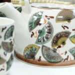Keramik Teeservice Chinesische Fächer mit Teekanne & 6 Tassen – Honigbee Keramik Teeservice Chinesische Fächer mit Teekanne & 6 Tassen