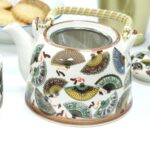 Keramik Teeservice Chinesische Fächer mit Teekanne & 6 Tassen – Honigbee Keramik Teeservice Chinesische Fächer mit Teekanne & 6 Tassen