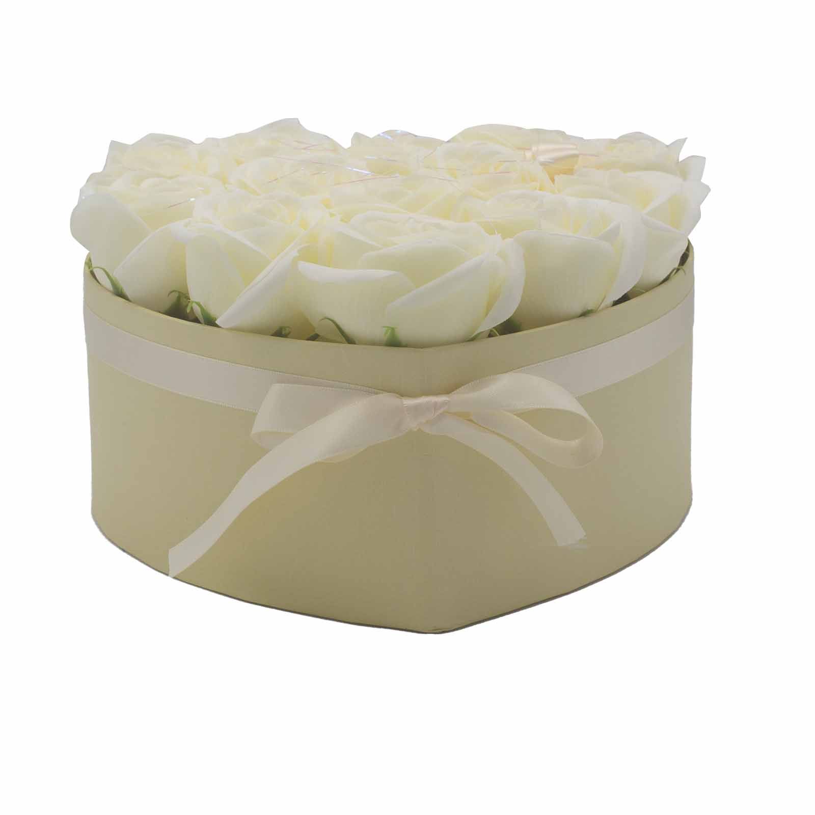 Seifenblumenstrauß Creme 13 Rosen Herz Geschenkbox Duftseife Badeseife
