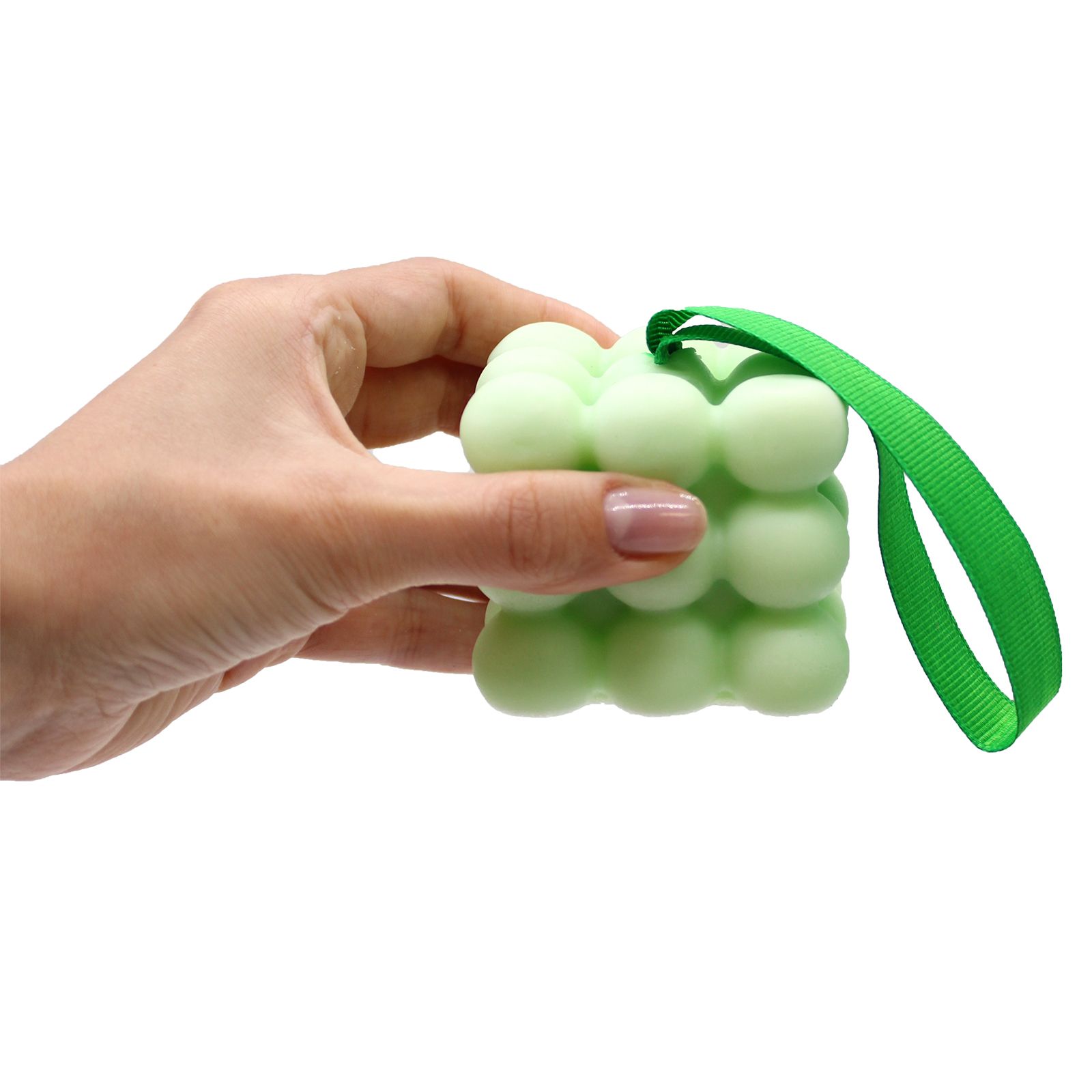 bG9jYWw6Ly9tZWRpYS9IUC82Qy82MFIzMEMxRzZSVEs2Q0hQL2Q0OWE1YzBhLmpwZWc.jpg Massageseife Spearmint Eukalyptus Grün Handgemacht mit Sheabutter 170 g