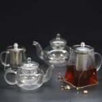 Glas Teekanne mit Edelstahl Teesieb 350 ml Turmform – Honigbee Glas Teekanne mit Edelstahl Teesieb 350 ml Turmform