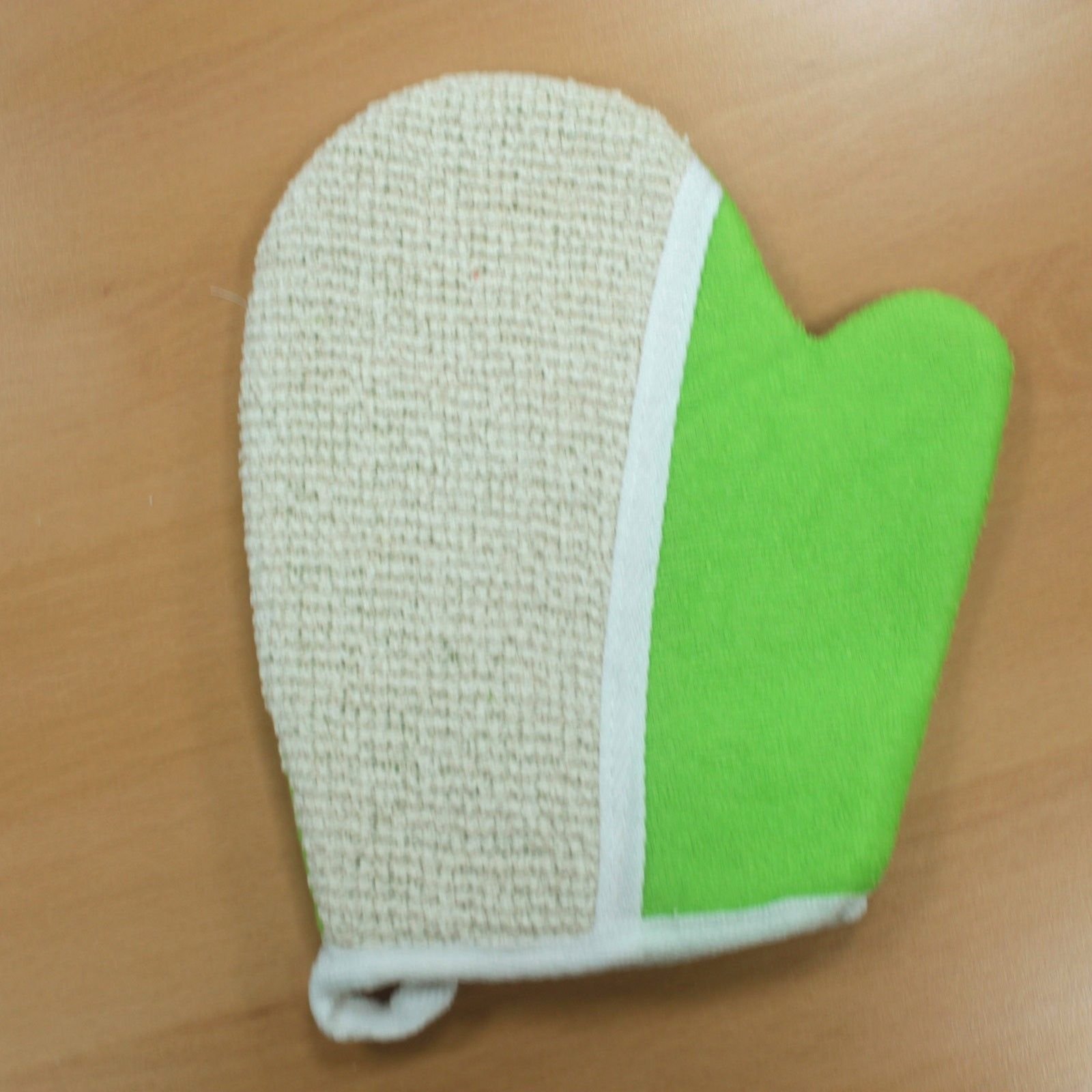 bG9jYWw6Ly9tZWRpYS9TRy80Qy82MFIzMEMxRzZDV0s0Q1NHL2EyYWUzZjJjLmpwZWc.jpg Peelinghandschuh Natur aus Jute Sortiert für Körperpflege
