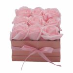 Seifenblumenstrauß Rosa 9 Rosen eckig Geschenkbox Duftseife Badeseife – Honigbee Seifenblumenstrauß Rosa 9 Rosen eckig Geschenkbox Duftseife Badeseife