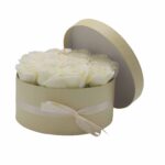Seifenblumen Rosenstrauß Creme 14 Rosen Rund – Duftseifen Geschenkbox
