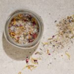 Botanisches Badesalz Natur mit Blüten 140 g Badezusatz