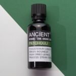 Patchouli Bio ätherisches Öl 50 ml – Bio Patchouliöl für Aromatherapie & Duftanwendungen – Honigbee Patchouli Bio ätherisches Öl 50 ml – Bio Patchouliöl für Aromatherapie & Duftanwendungen