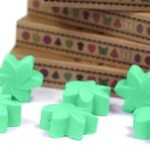 Duftwachs Hidden Garden 6 Stück – Blumige Wax Melts aus Sojawachs als Geschenkset – Honigbee Duftwachs Hidden Garden 6 Stück – Blumige Wax Melts aus Sojawachs als Geschenkset