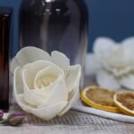 Duftdiffuser Blumen Kleine Lilie 4 Stück – Solaholz Duftblumen mit Baumwollschnur – Honigbee Duftdiffuser Blumen Kleine Lilie 4 Stück – Solaholz Duftblumen mit Baumwollschnur