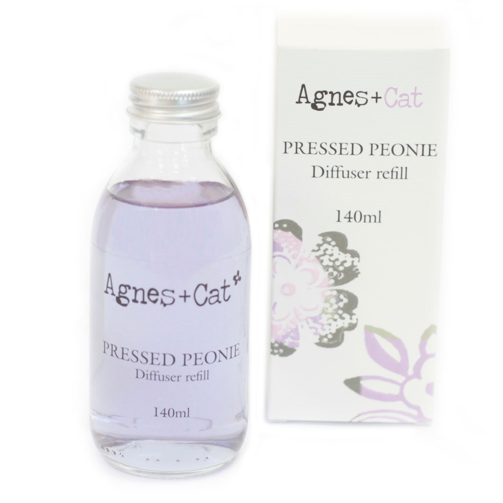 bG9jYWw6Ly9tZWRpYS85Uy8yRS82MFIzMEMxSDYwUzMyRTlTLzVmMGNlZmE1LmpwZWc.jpg Raumduft Nachfüllflasche Pfingstrose 140 ml – Agnes + Cat Pressed Peonies für Duftstäbchen