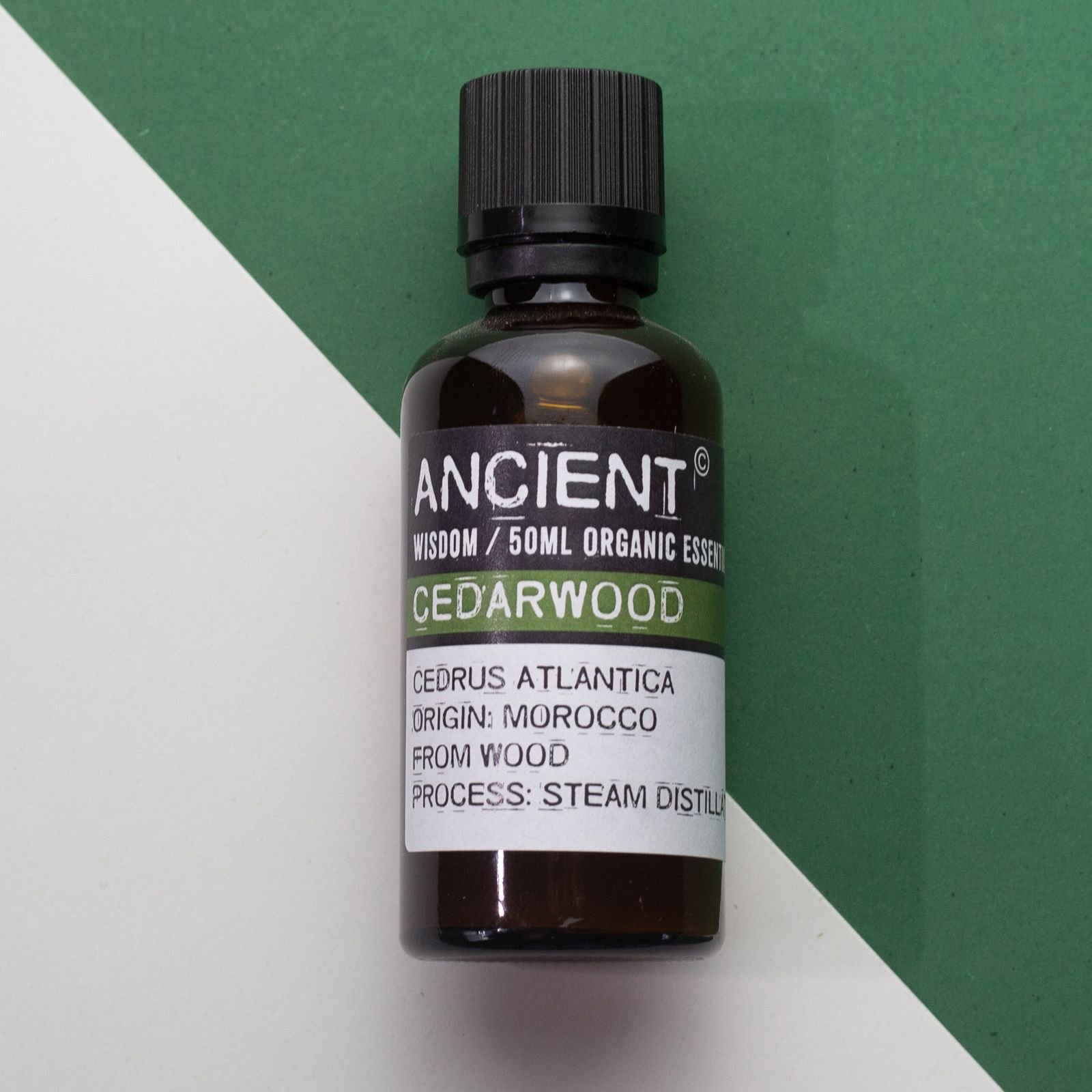 Atlaszeder Bio ätherisches Öl 50 ml – Bio Zedernholzöl für Aromatherapie & Duftanwendungen